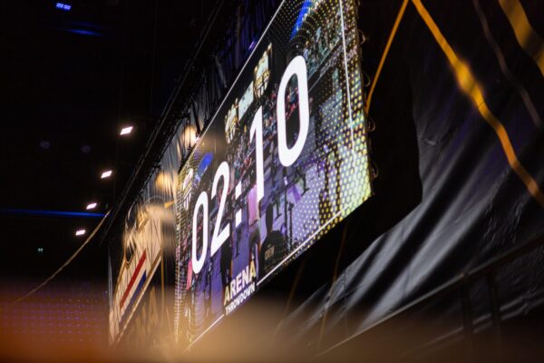 LED scherm 10 x 3 meter incl. opbouw
